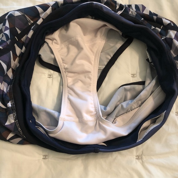 Lululemon speed shorts - Picture 4 of 4